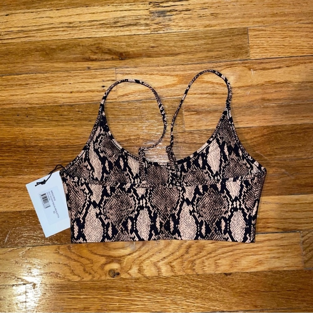 ALC x Bandier Scoop Neck Python Snakeskin Sports Bra XS NWT - Picture 6 of 7